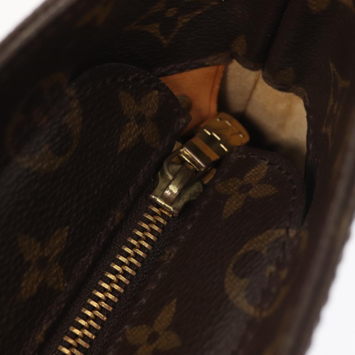 LOUIS VUITTON Monogram Luco Tote Bag M51155 LV 83632