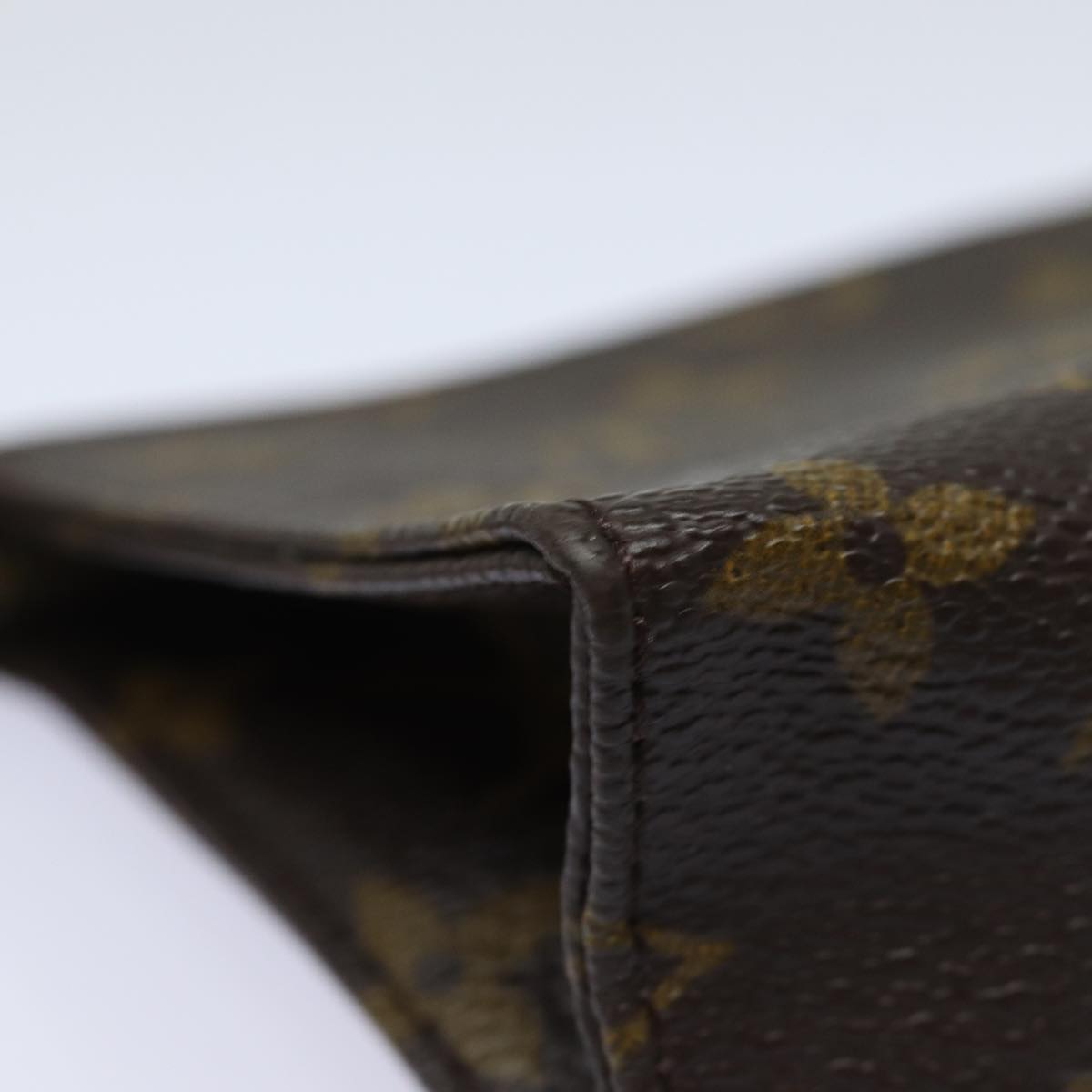 LOUIS VUITTON Monogram Poche Toilette 15 Pouch M47546 LV 83752