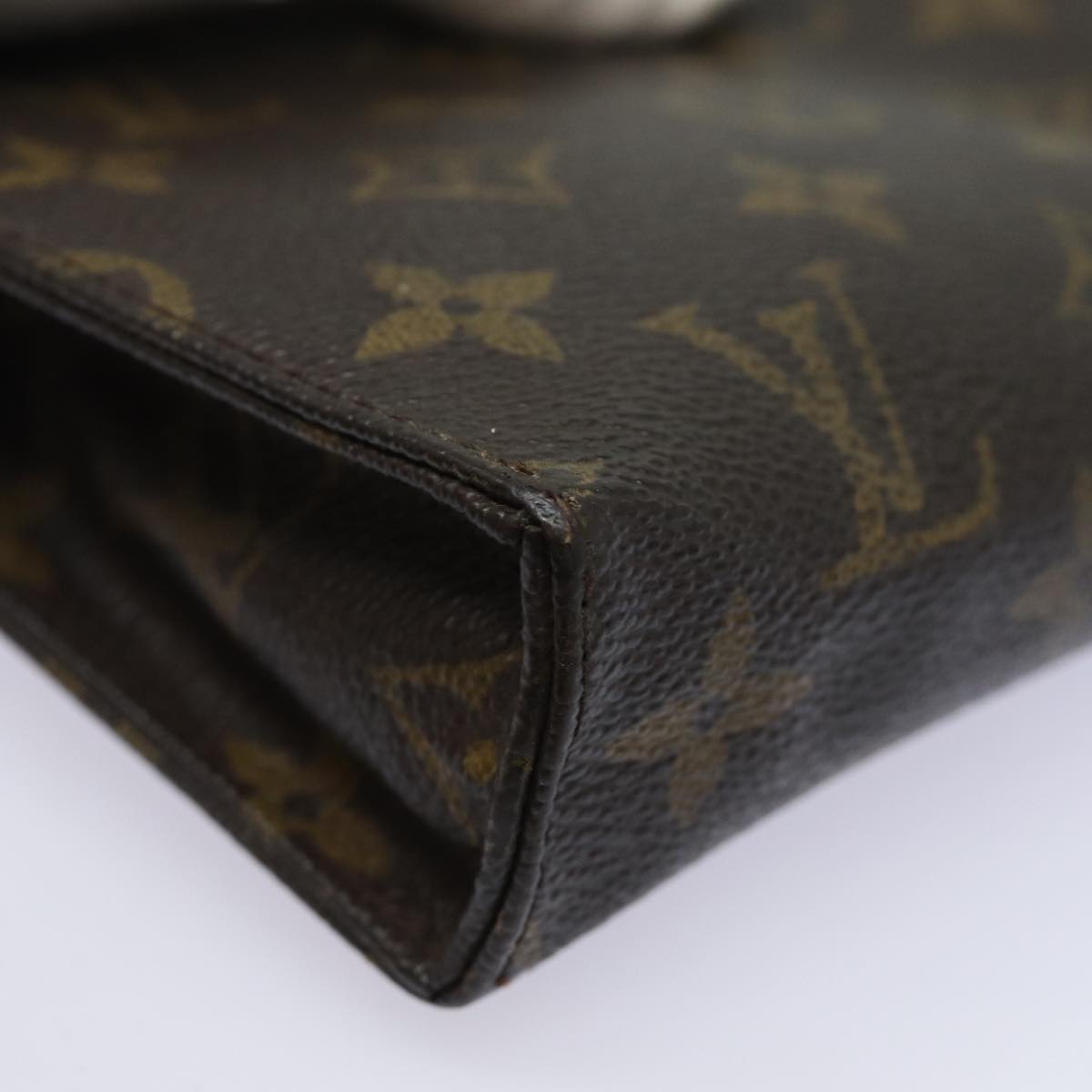 LOUIS VUITTON Monogram Poche Toilette 15 Pouch M47546 LV 83770
