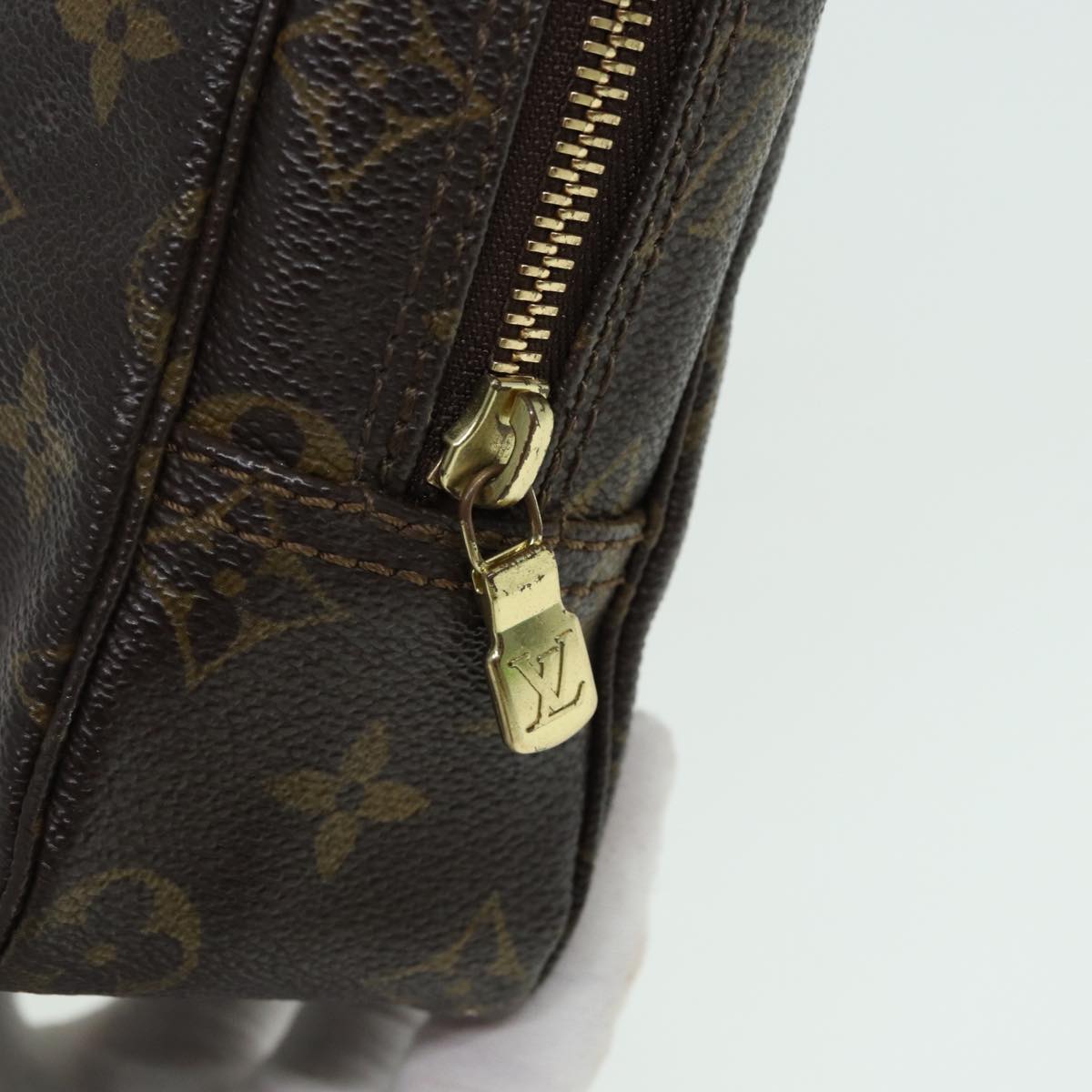 LOUIS VUITTON Monogram Trousse Toilette 23 Clutch Bag M47524 LV 83779