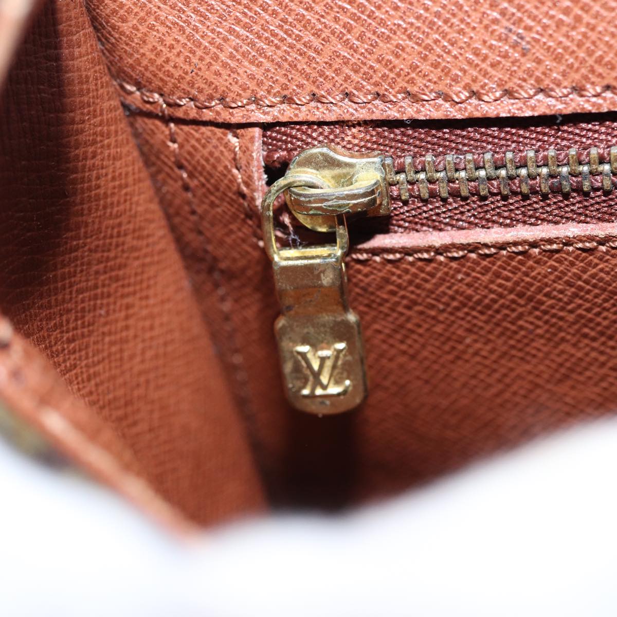 LOUIS VUITTON Monogram Saint Cloud GM Shoulder Bag M51242 LV 83785