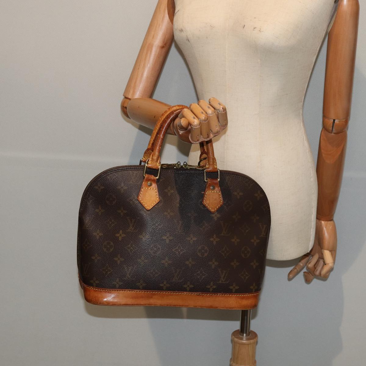 LOUIS VUITTON Monogram Alma Hand Bag M51130 LV 83820