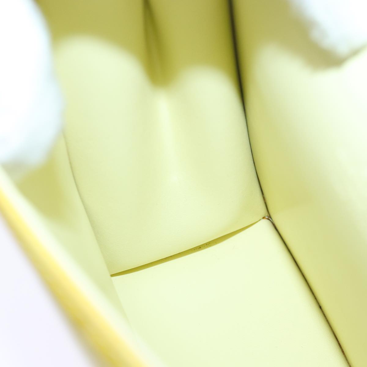 LOUIS VUITTON Monogram Vernis Spring Street Bag Lime Yellow M91068 83865