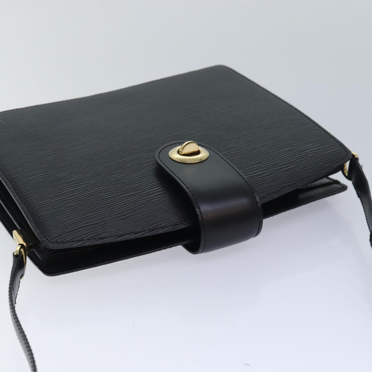 LOUIS VUITTON Epi Capuchin Shoulder Bag Black M52342 LV 83869
