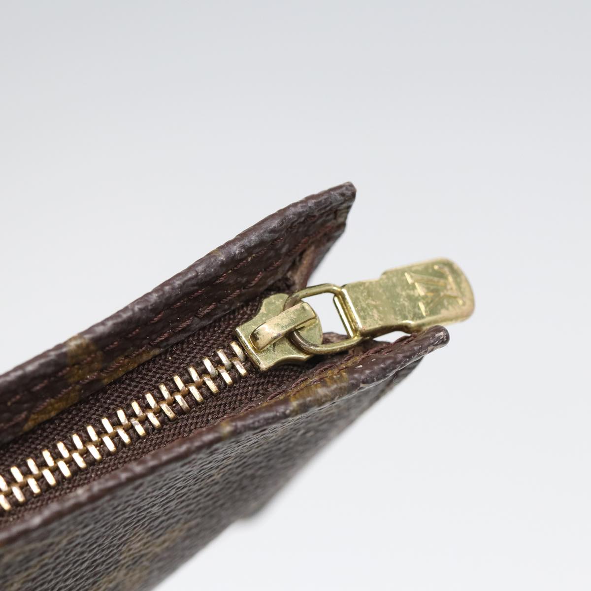 LOUIS VUITTON Monogram Bucket GM Pouch Accessory Pouch LV 83892
