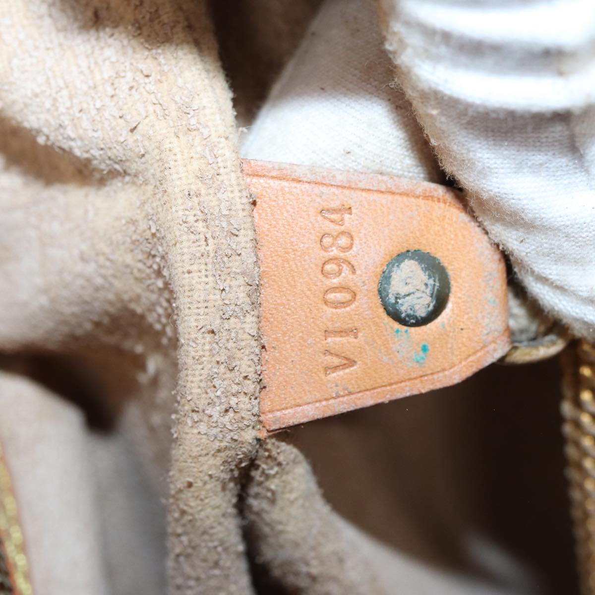 LOUIS VUITTON Monogram Bucket GM Shoulder Bag M42236 LV 83899