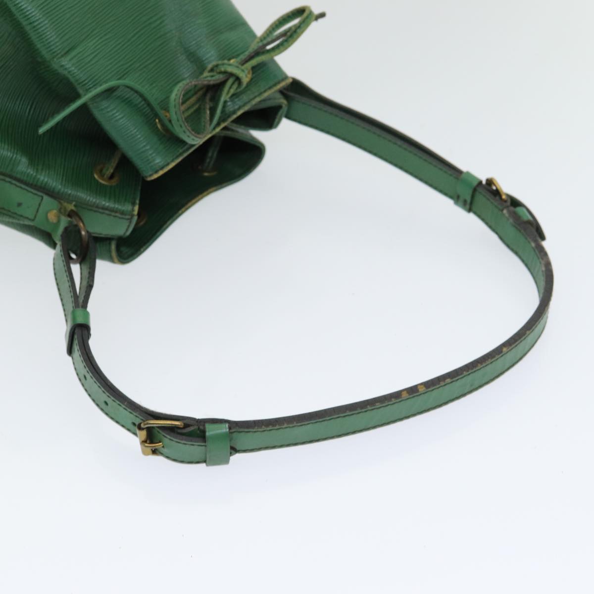 LOUIS VUITTON Epi Petit Noe Shoulder Bag Green M44102 LV 83994