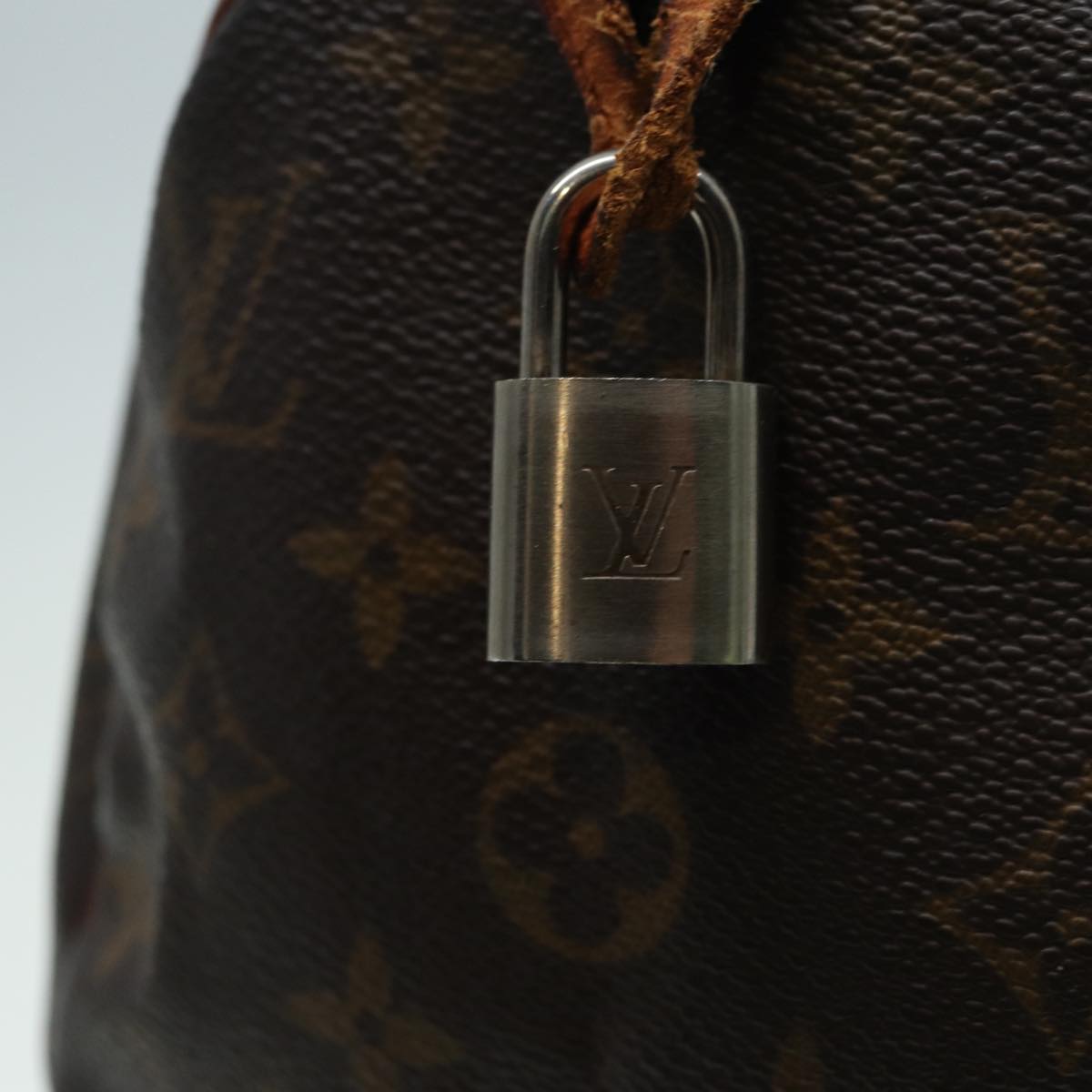 LOUIS VUITTON Monogram Speedy 25 Hand Bag M41528 LV 83997