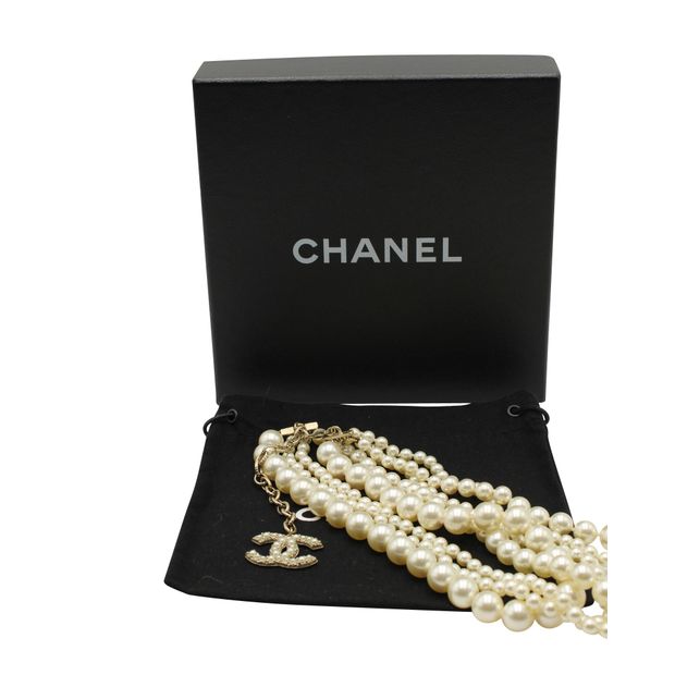 Luxury Chanel Faux Pearls Necklace Spring/ Summer 2014