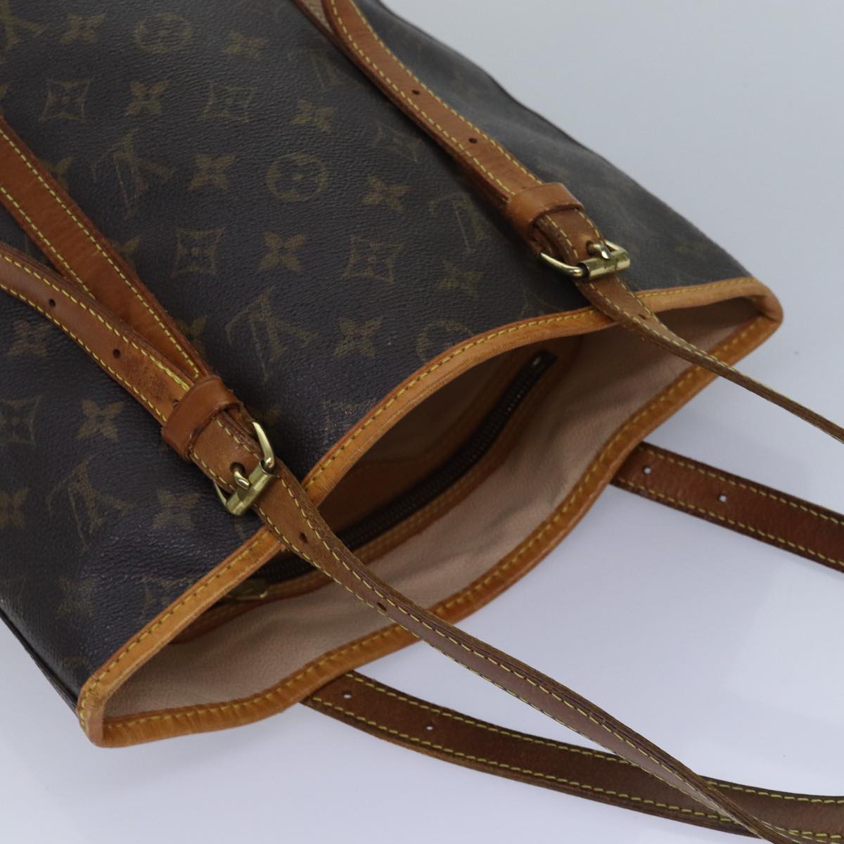 LOUIS VUITTON Monogram Bucket GM Shoulder Bag M42236 LV 84000