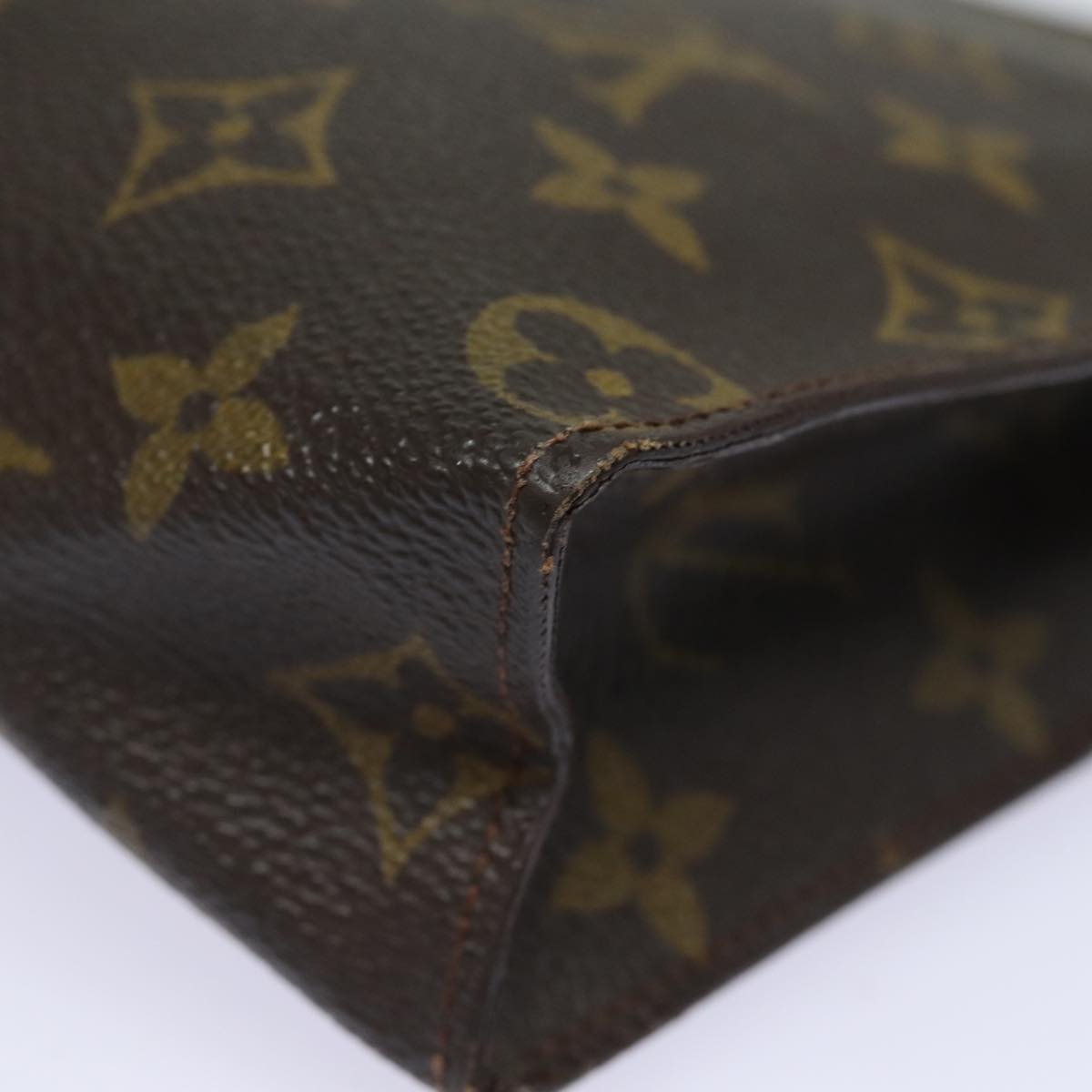 LOUIS VUITTON Monogram Poche Toilette 26 Pouch M47542 LV 84025