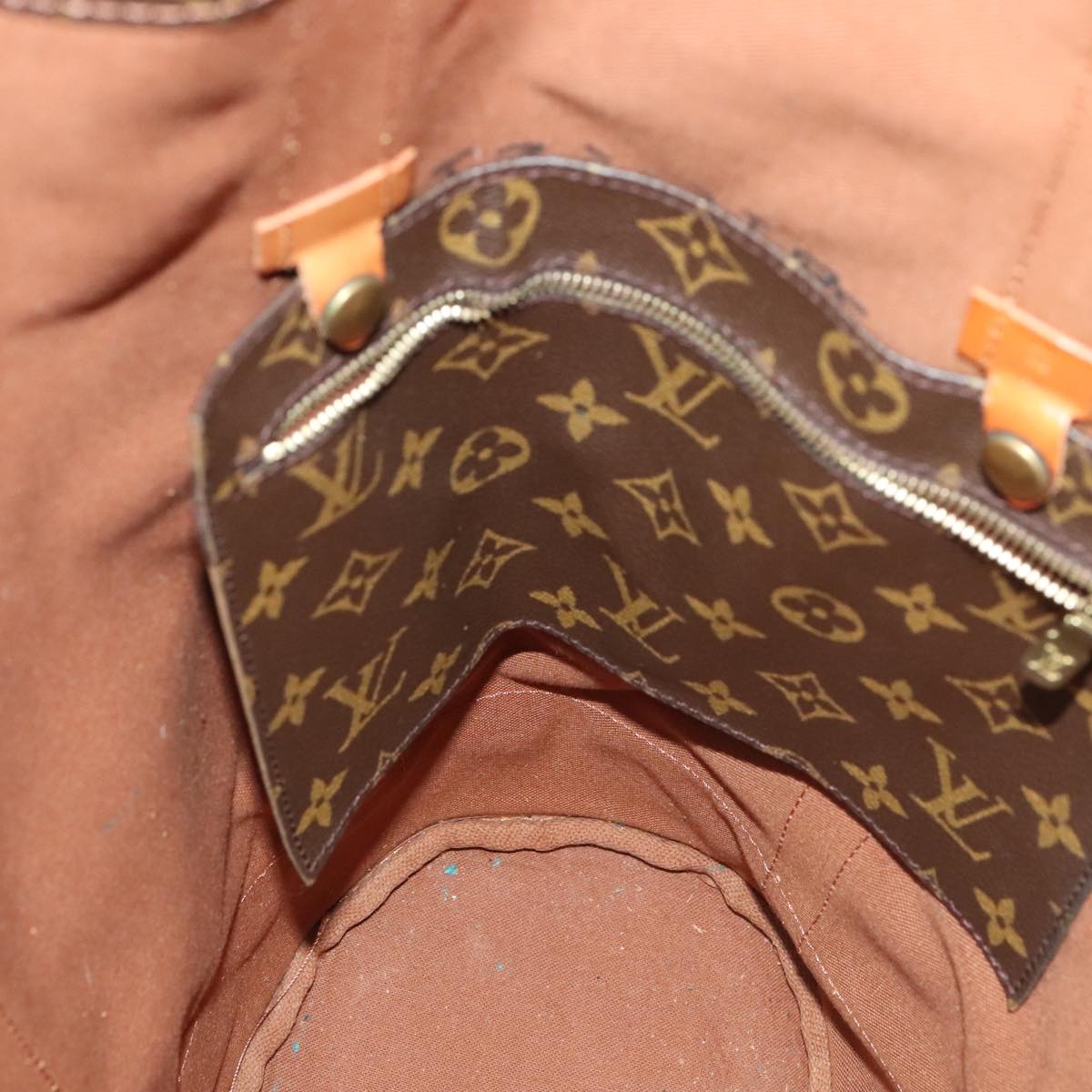 LOUIS VUITTON Monogram Randonnee GM Shoulder Bag M42244 LV 84037