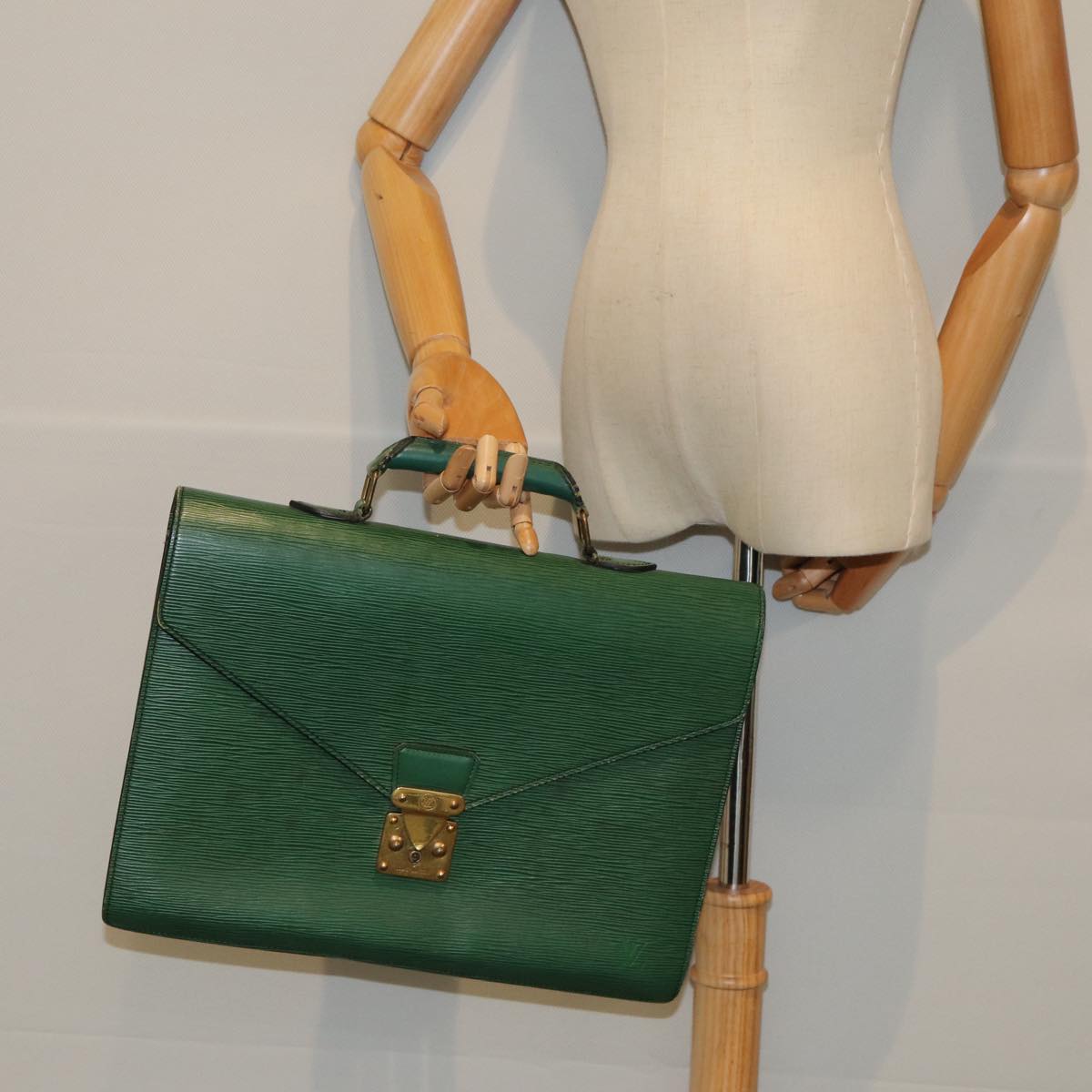 LOUIS VUITTON Epi Serviette Ambassador Business Bag Green M54412 LV 84072