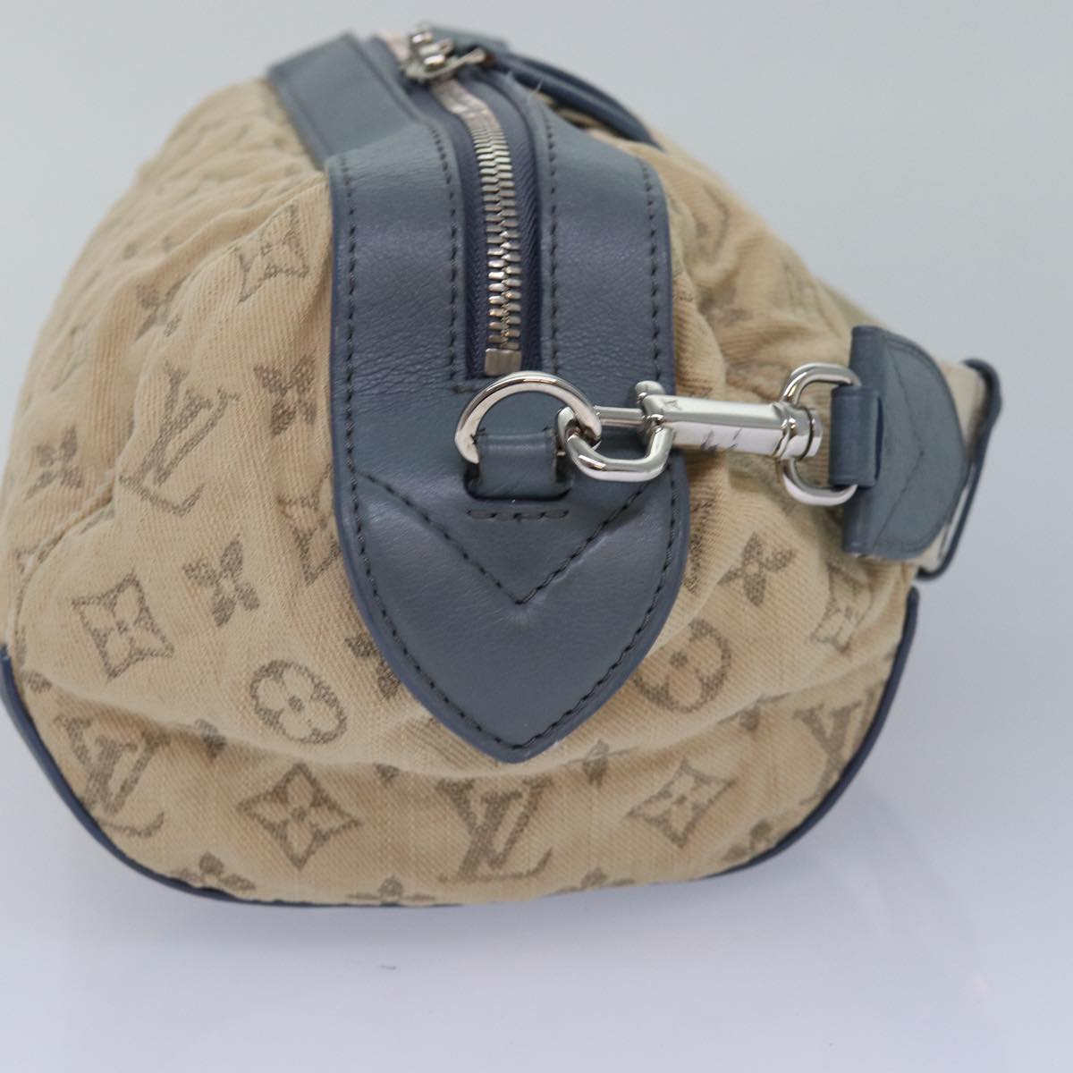 LOUIS VUITTON Monogram denim Pochette round Shoulder Bag Blue M40706 84074