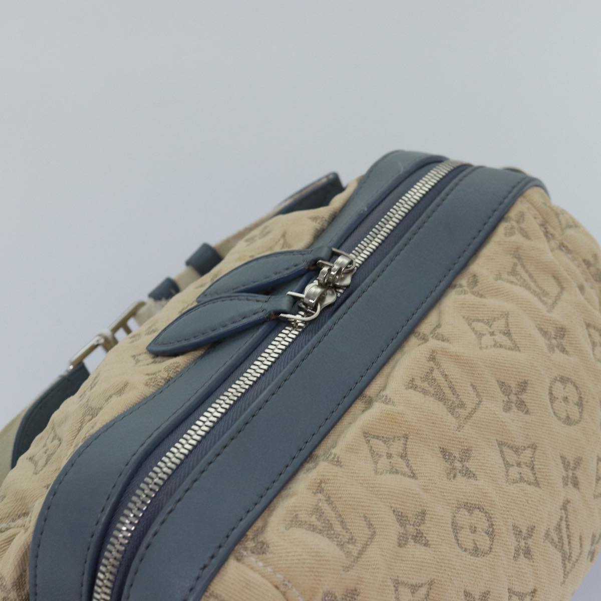 LOUIS VUITTON Monogram denim Pochette round Shoulder Bag Blue M40706 84074