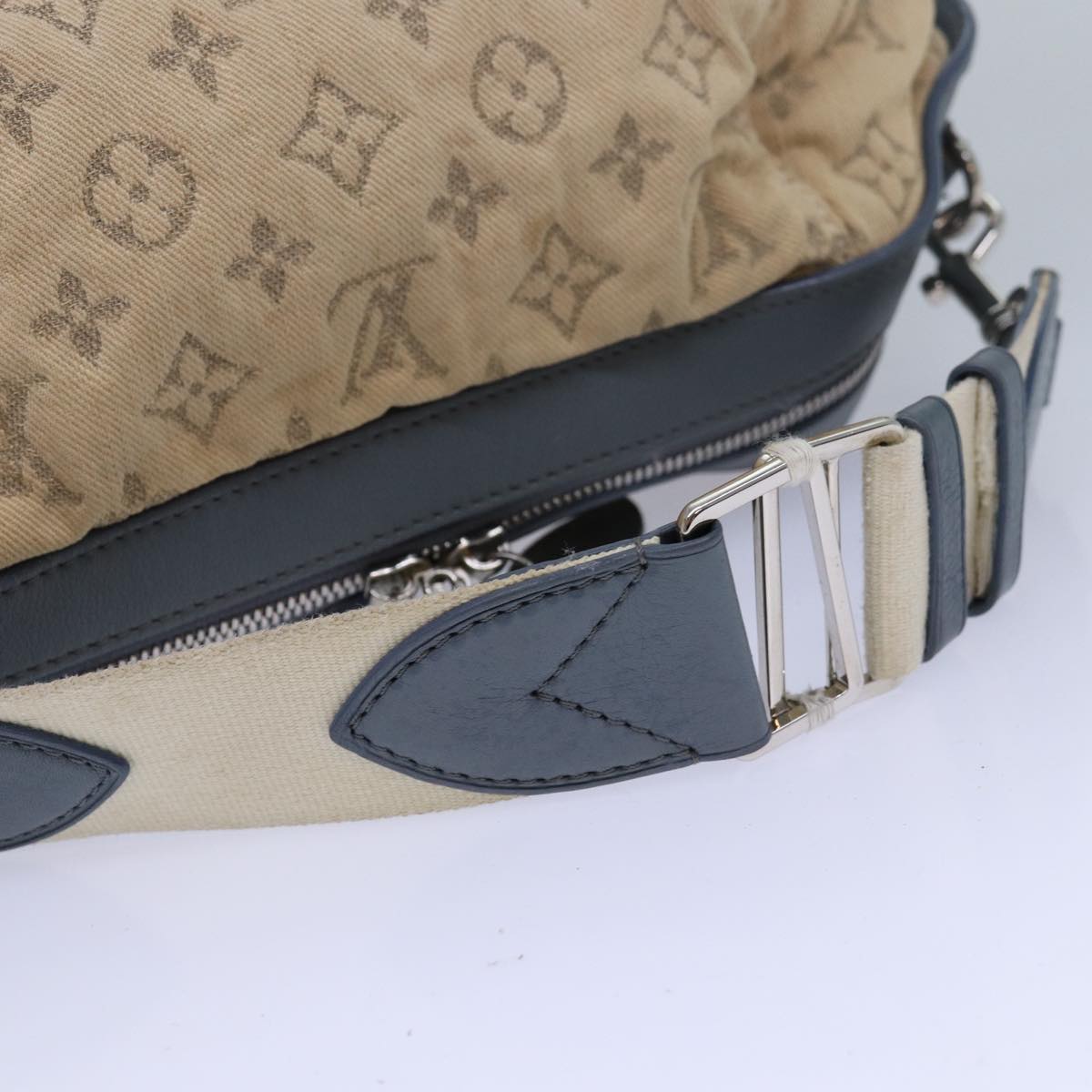 LOUIS VUITTON Monogram denim Pochette round Shoulder Bag Blue M40706 84074