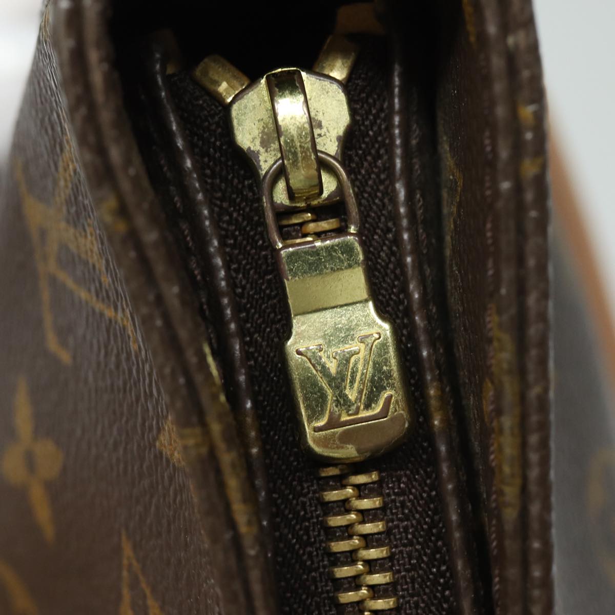 LOUIS VUITTON Monogram Looping GM Shoulder Bag M51145 LV 84081