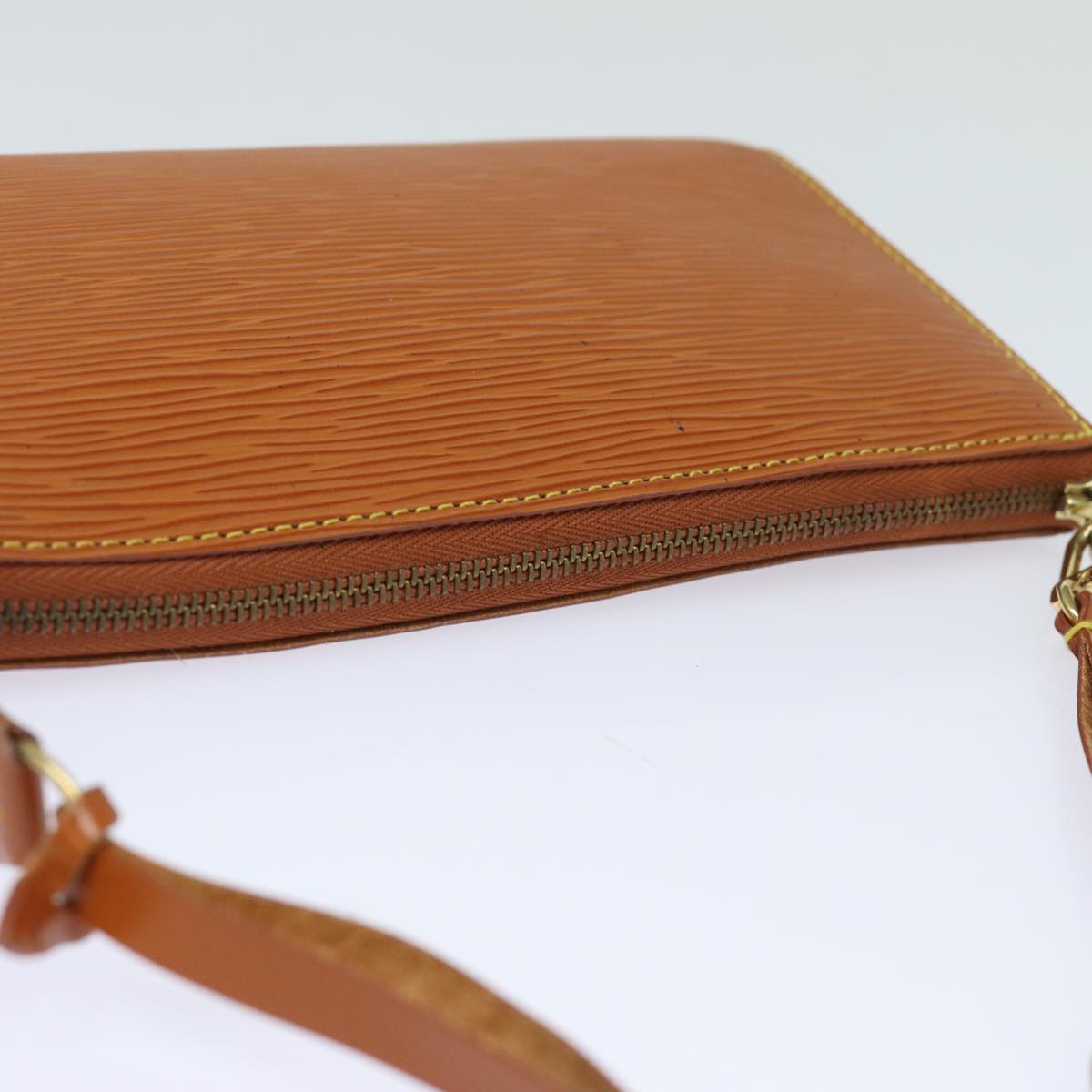 LOUIS VUITTON Epi Pochette Accessoires Pouch Brown M52953 LV 84124