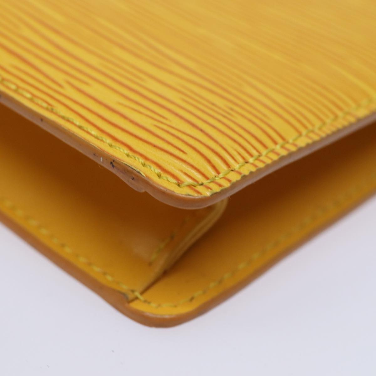 LOUIS VUITTON Epi Poche Toilette 15 Pouch Yellow LV 84125