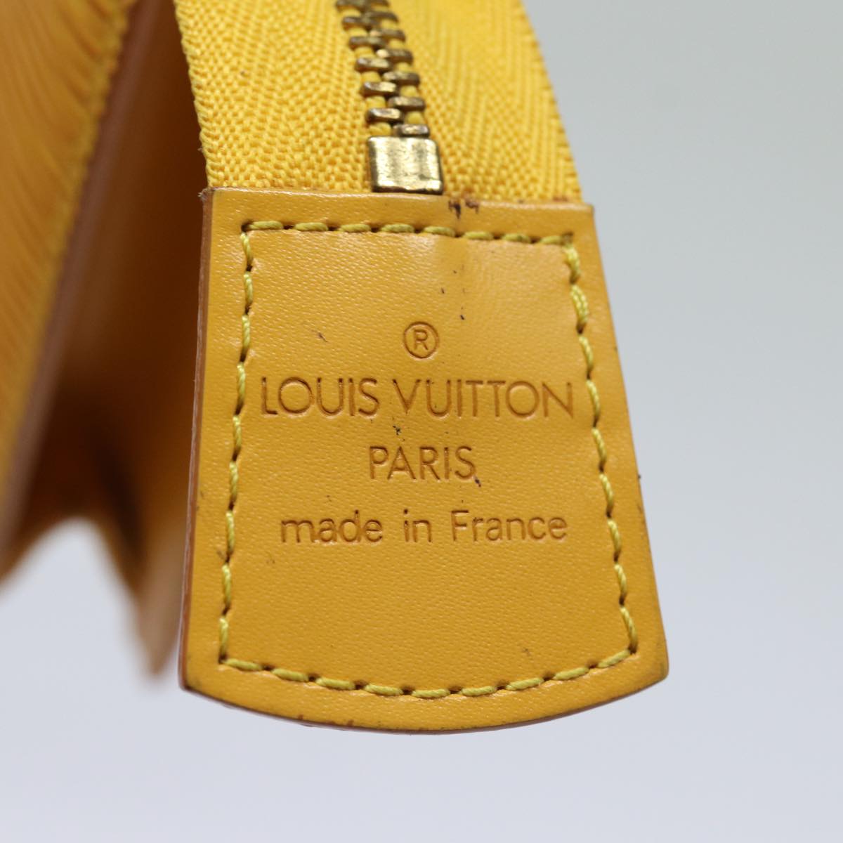 LOUIS VUITTON Epi Poche Toilette 15 Pouch Yellow LV 84125