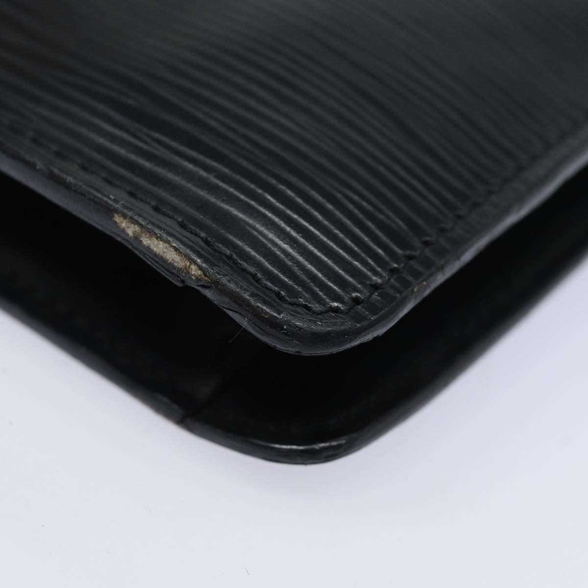 LOUIS VUITTON Epi Montaigne 23 Clutch Bag Black M52662 LV 84140