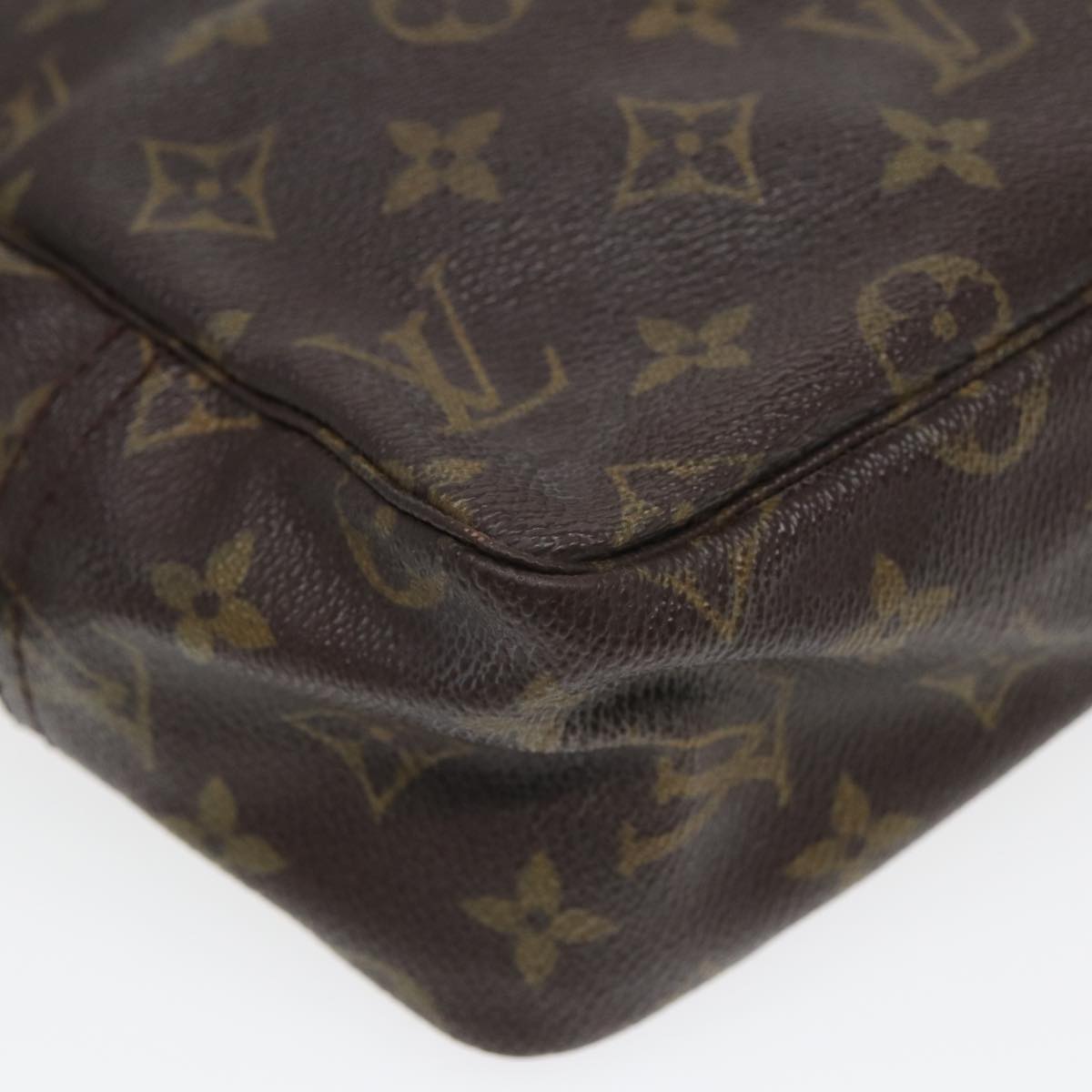 LOUIS VUITTON Monogram Trousse Toilette 28 Clutch Bag M47522 LV 84144