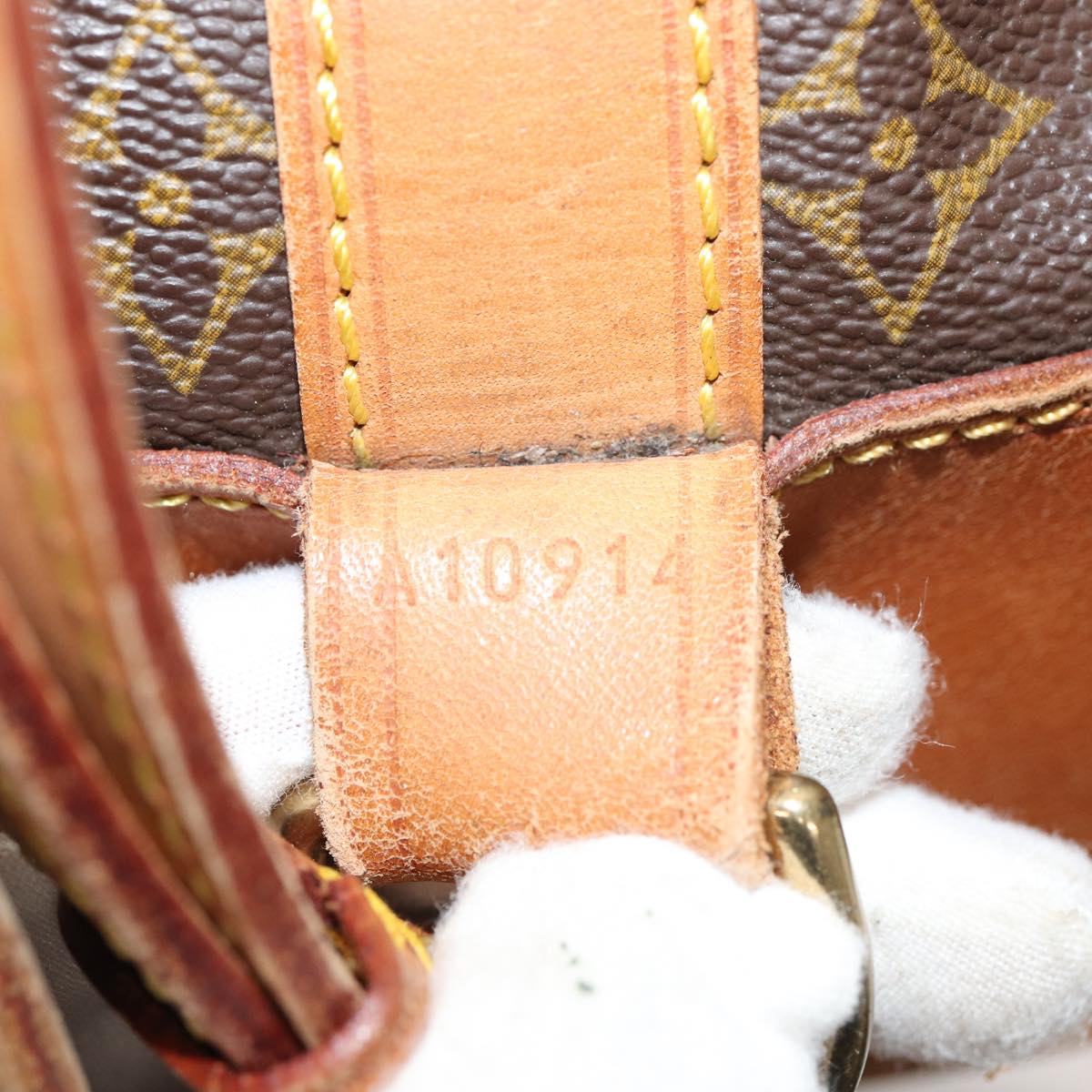 LOUIS VUITTON Monogram Randonnee GM Shoulder Bag M42244 LV 84171