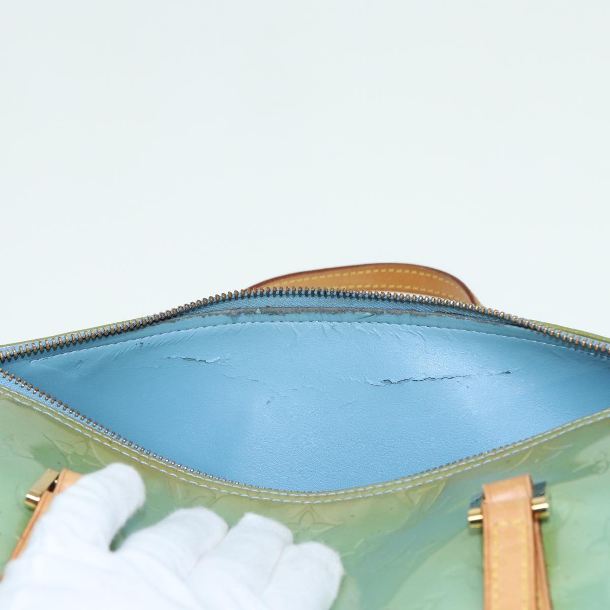 LOUIS VUITTON Monogram Vernis Bedford Hand Bag Baby Blue M91007 LV 84173