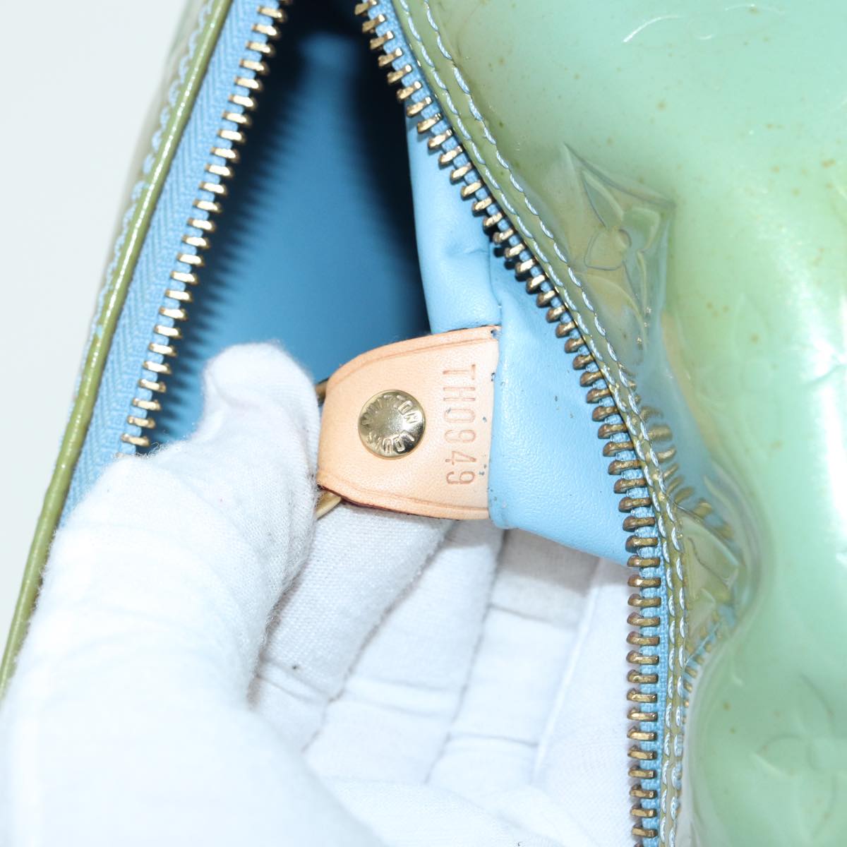 LOUIS VUITTON Monogram Vernis Bedford Hand Bag Baby Blue M91007 LV 84173