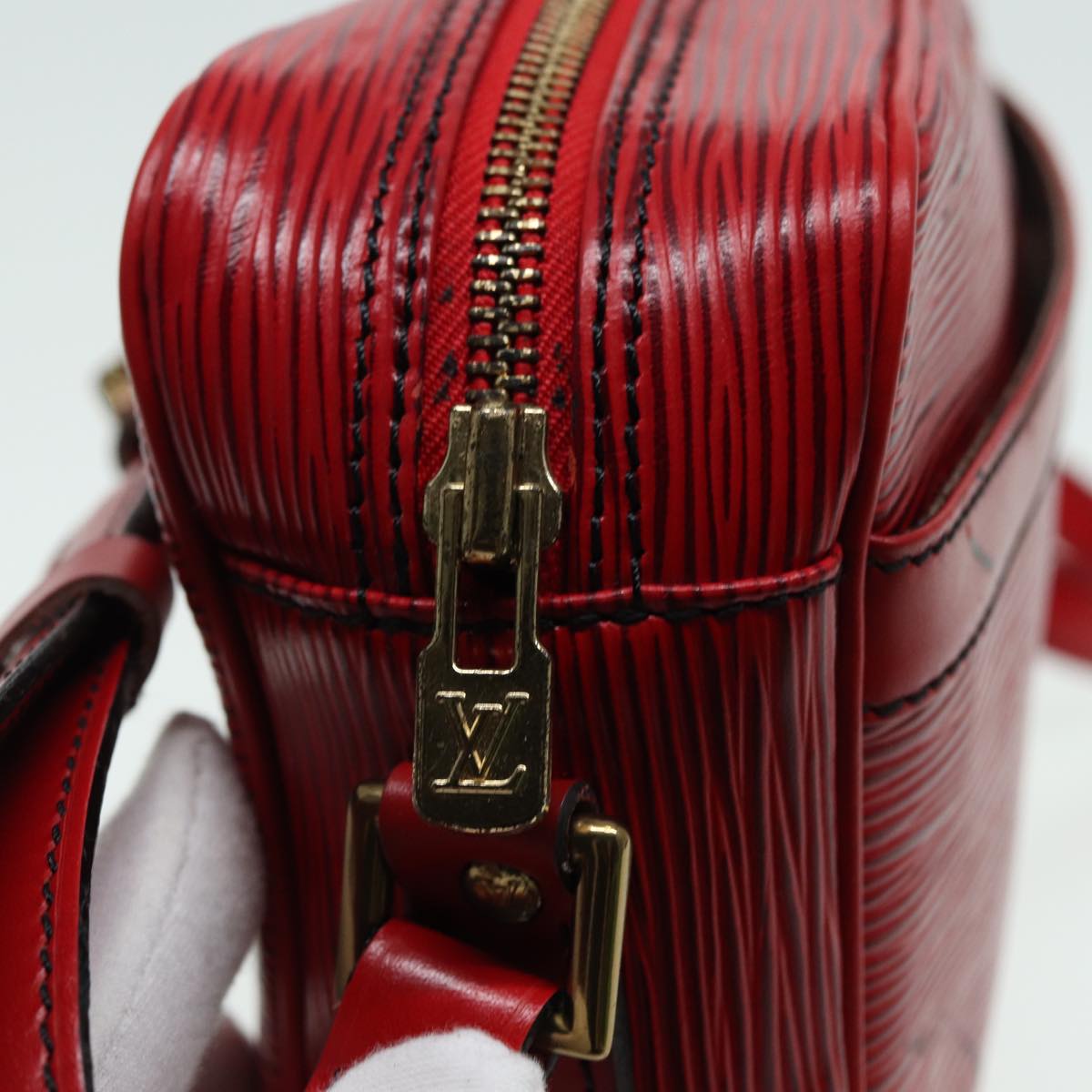 LOUIS VUITTON Epi Trocadero 23 Shoulder Bag Red M52307 LV 84177