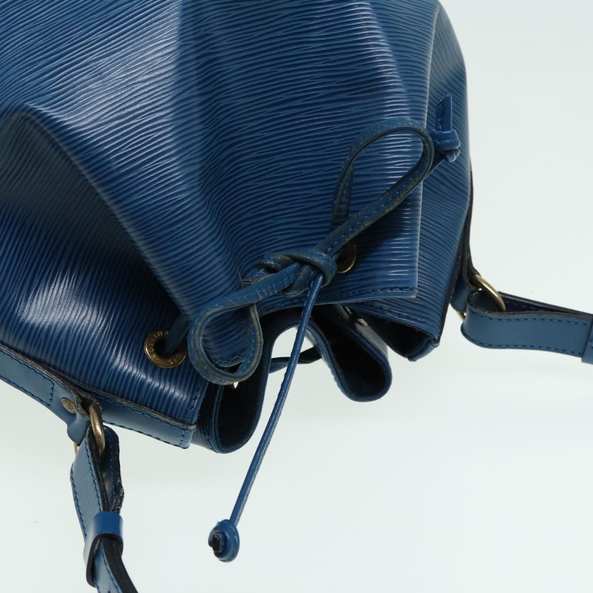 LOUIS VUITTON Epi Petit Noe Shoulder Bag Blue M44105 LV 84178