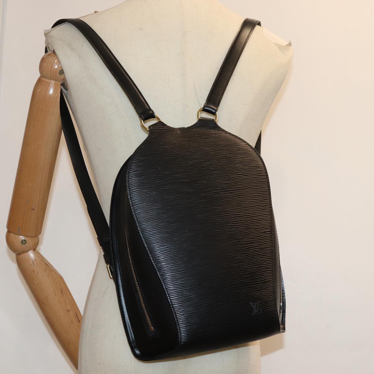 LOUIS VUITTON Epi Mabillon Backpack Black M52232 LV 84182
