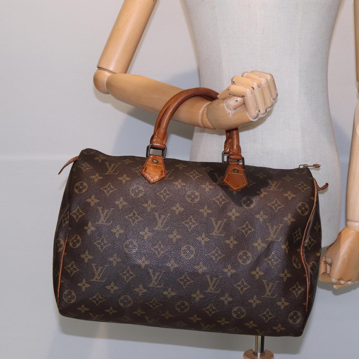 LOUIS VUITTON Monogram Speedy 35 Hand Bag M41524 LV 84196