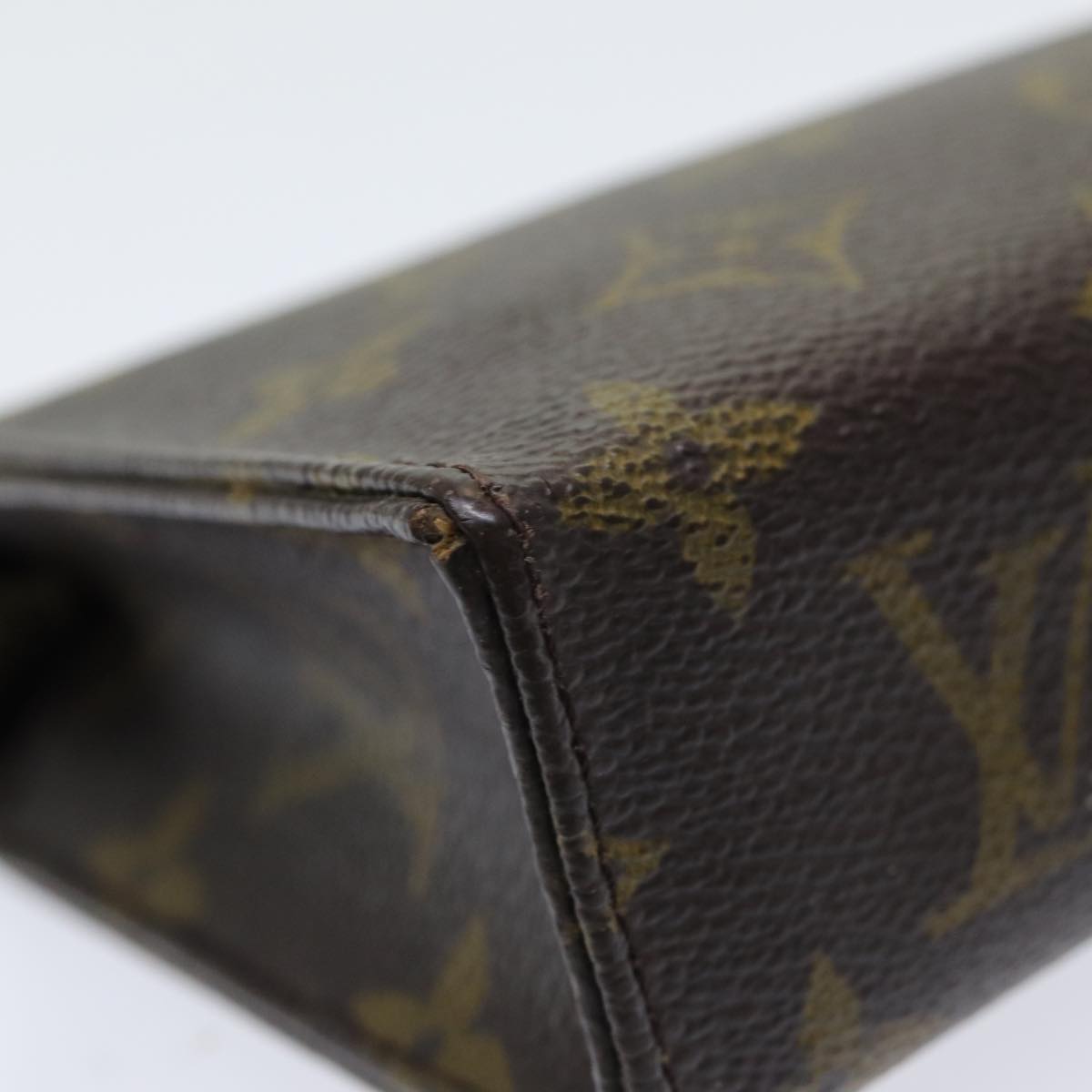 LOUIS VUITTON Monogram Poche Toilette 15 Pouch M47546 LV 84303