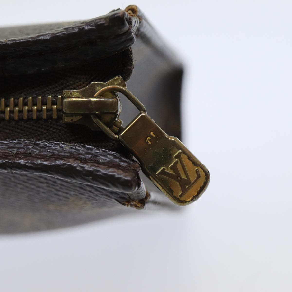 LOUIS VUITTON Monogram Poche Toilette 15 Pouch M47546 LV 84303