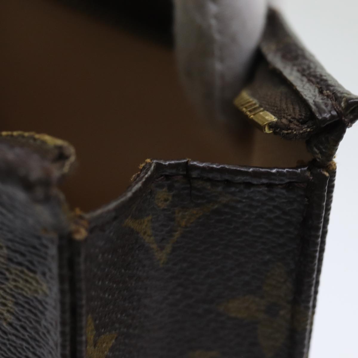 LOUIS VUITTON Monogram Poche Toilette 15 Pouch M47546 LV 84303