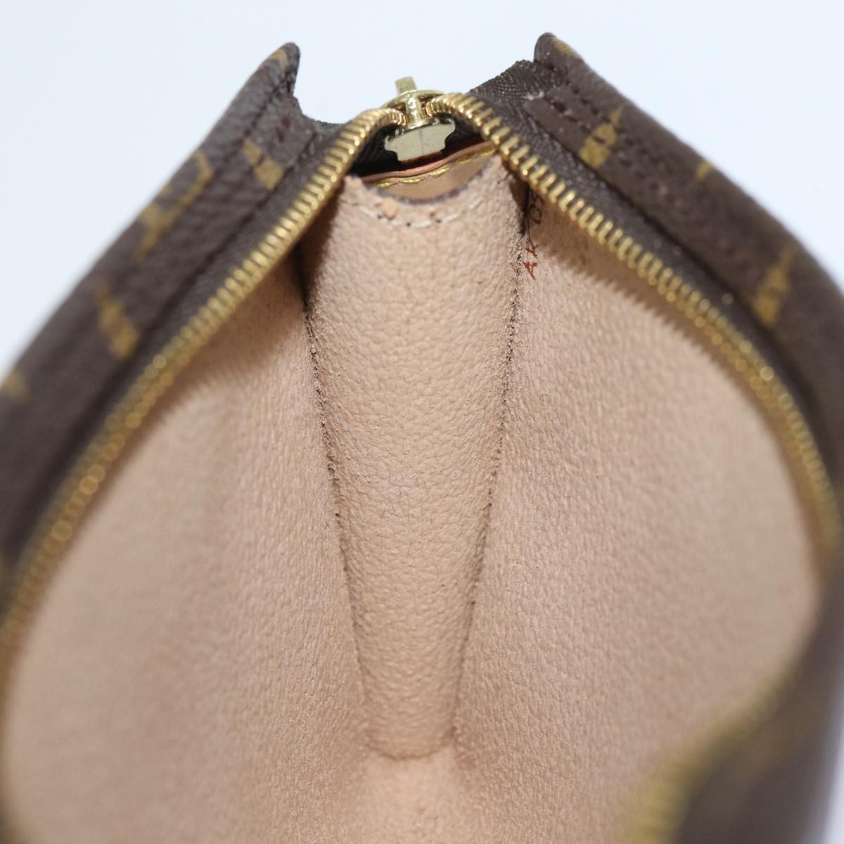 LOUIS VUITTON Monogram Bucket PM Pouch Accessory Pouch LV 84310
