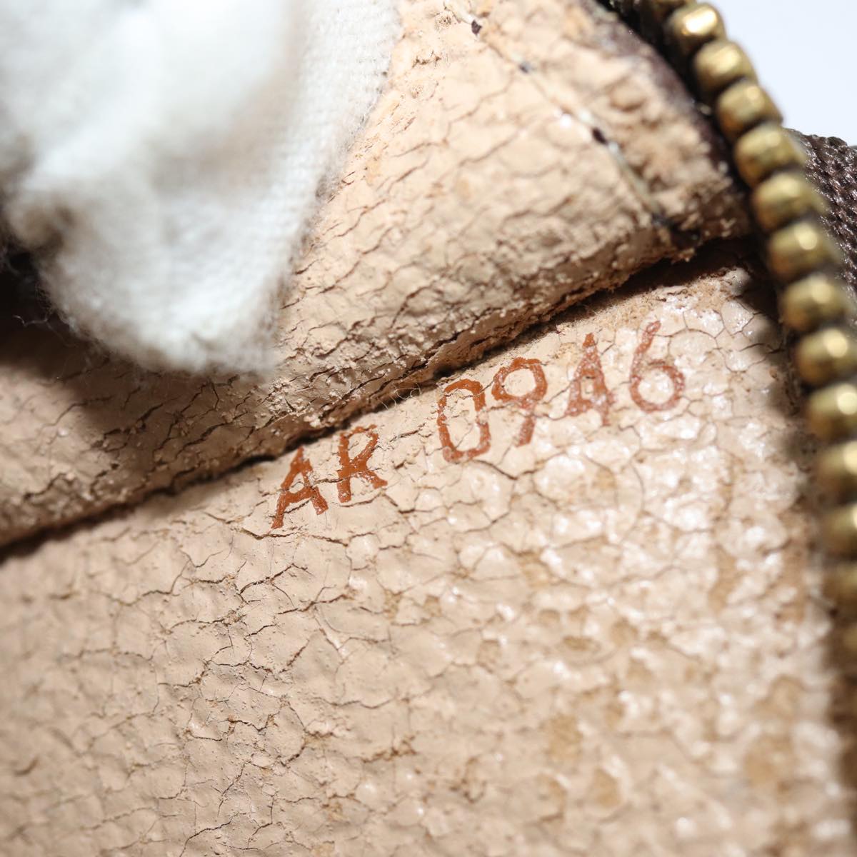 LOUIS VUITTON Monogram Bucket PM Pouch Accessory Pouch LV 84310