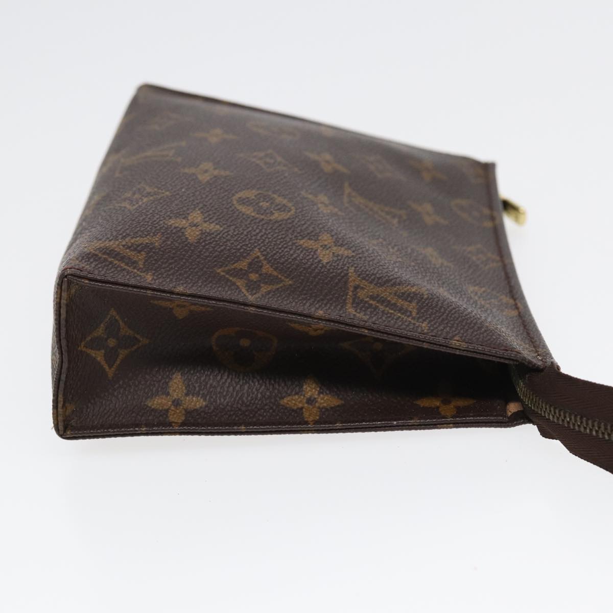 LOUIS VUITTON Monogram Poche Toilette 19 Pouch M47544 LV 84358