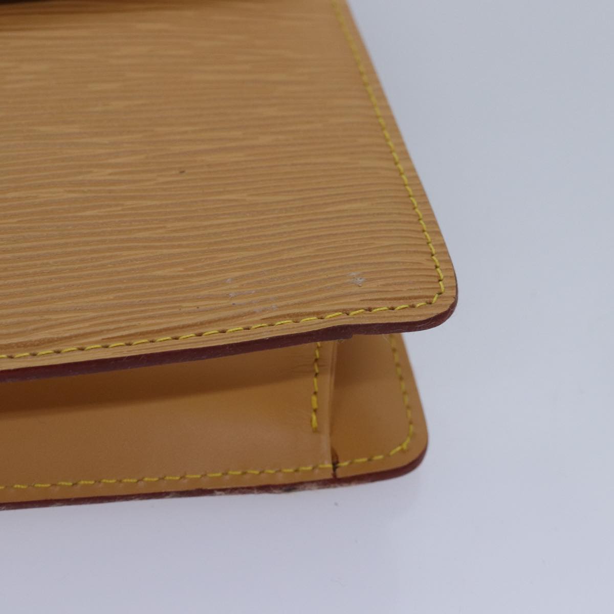 LOUIS VUITTON Epi Montaigne 27 Clutch Bag Winnipeg Beige M52656 LV 84378