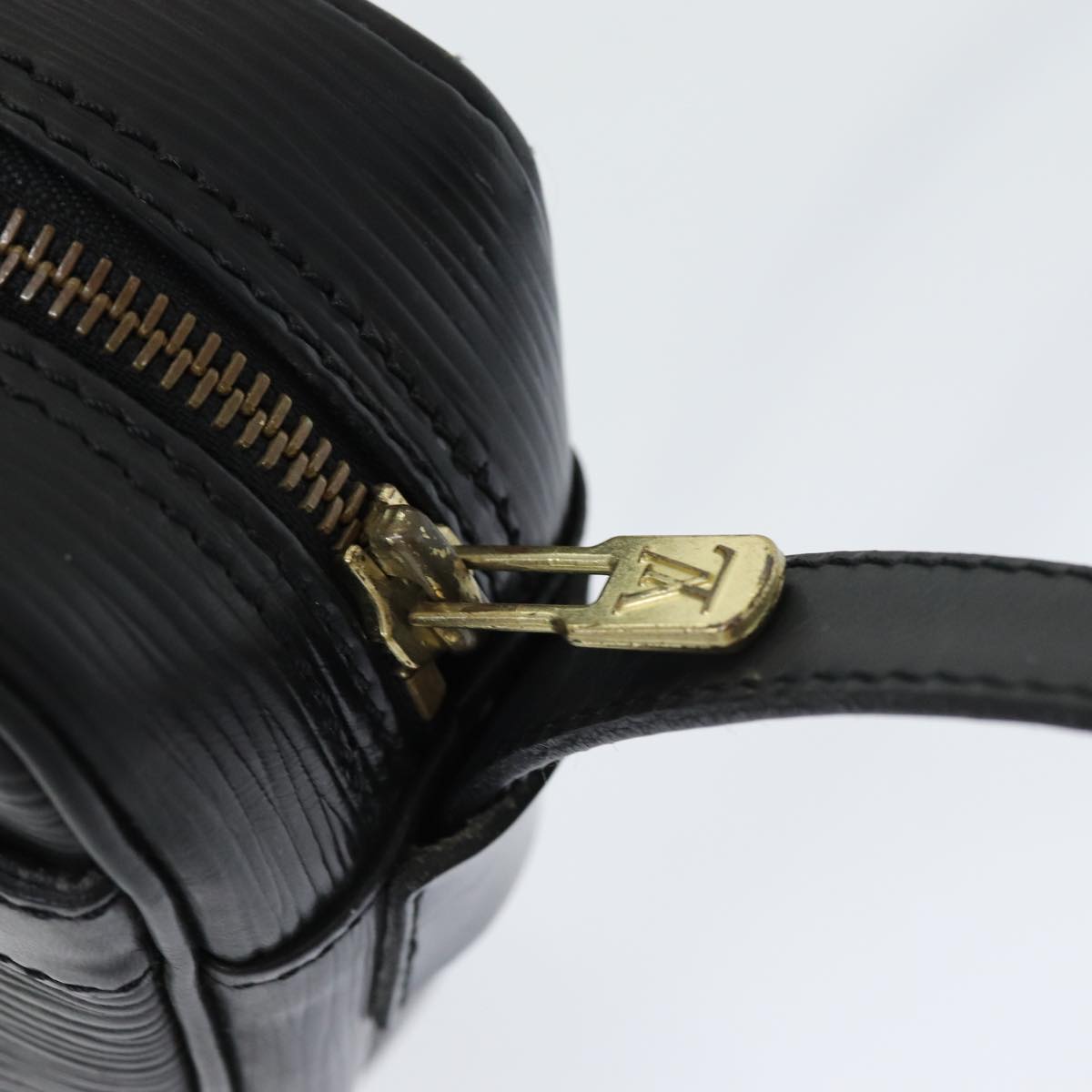 LOUIS VUITTON Epi Jeune Fille MM Shoulder Bag Black M52152 LV 84383