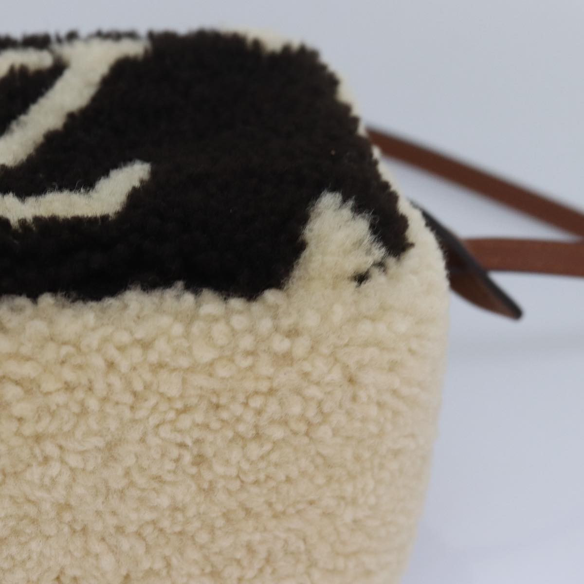 LOUIS VUITTON Monogram Teddy Beach Pouch Beige Black M68599 LV 84395SA