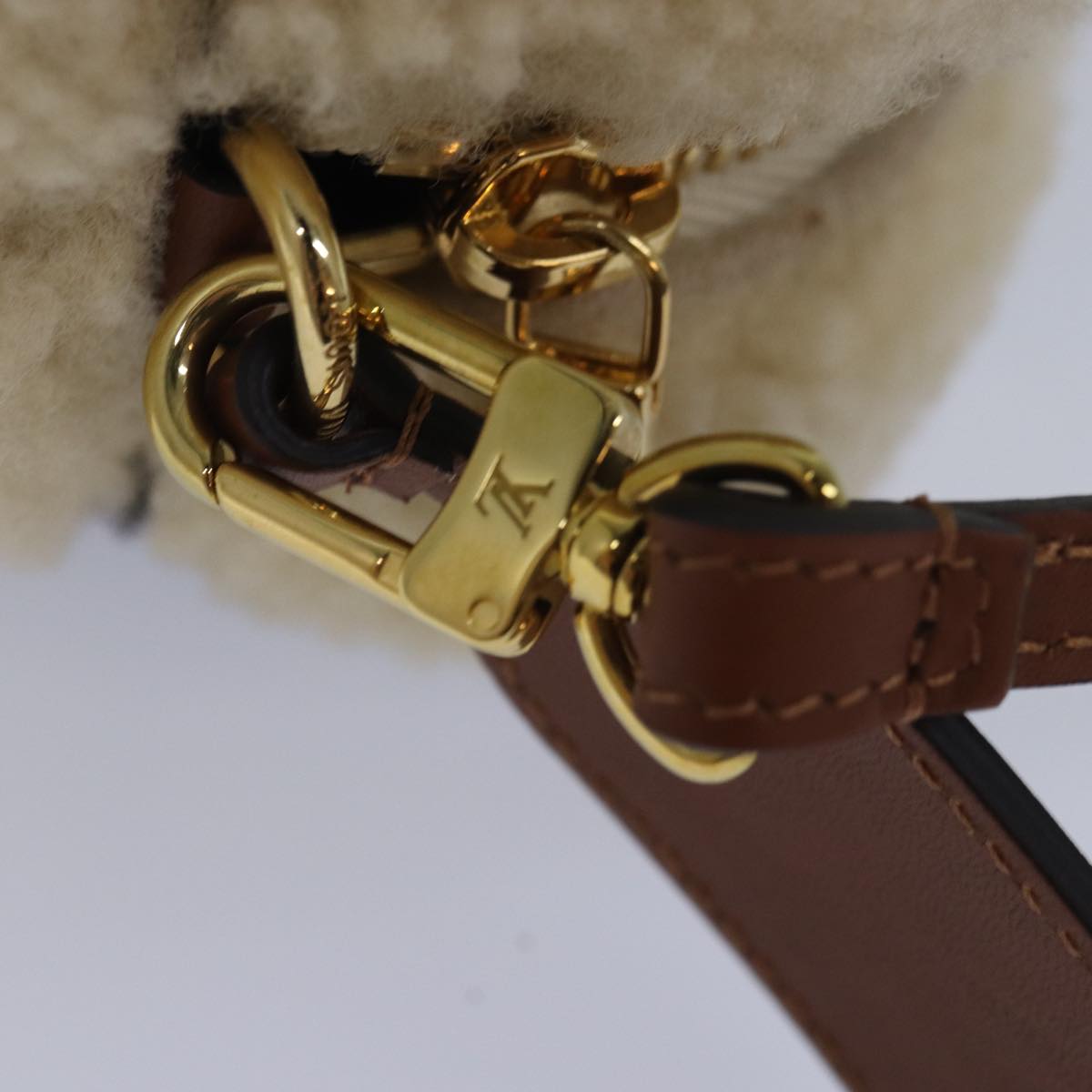 LOUIS VUITTON Monogram Teddy Beach Pouch Beige Black M68599 LV 84395SA