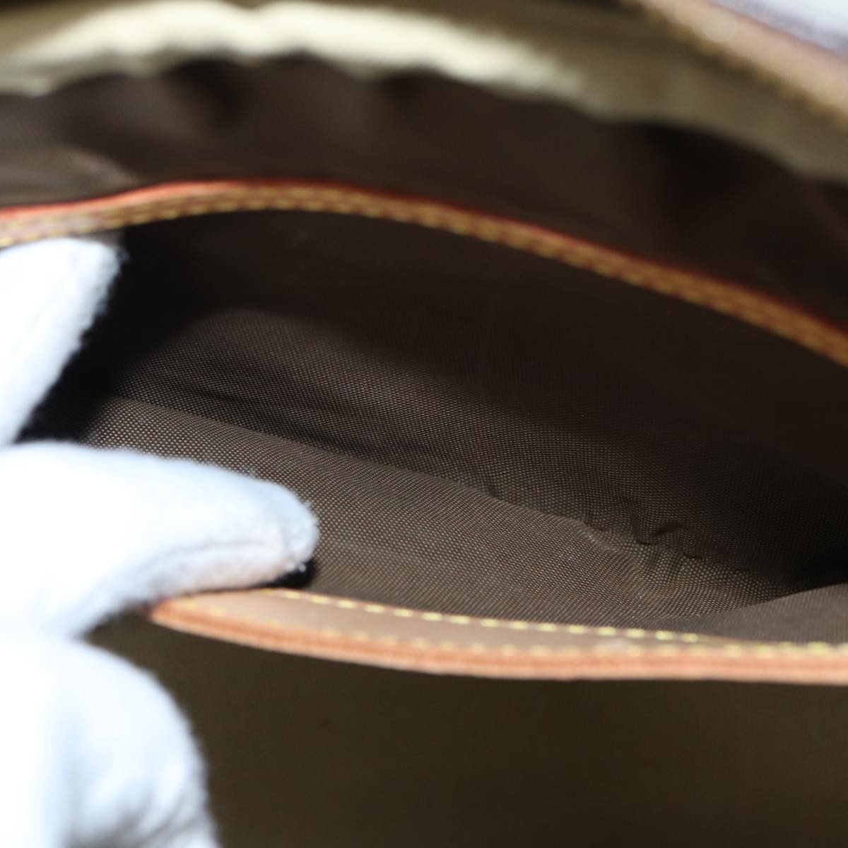LOUIS VUITTON Monogram Evasion Boston Bag M41443 LV 84398