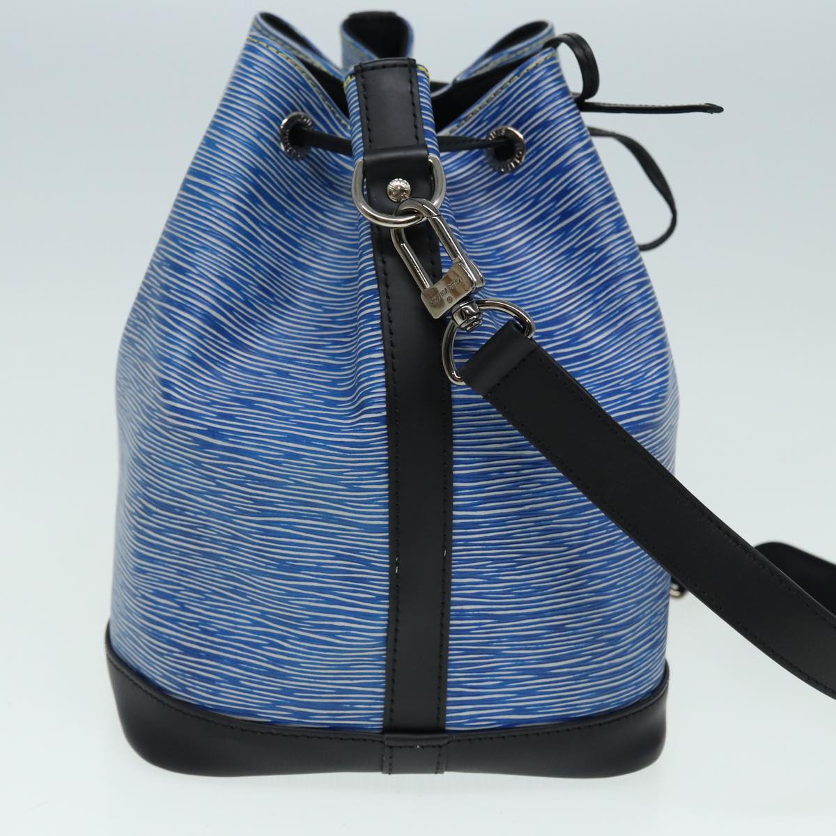 LOUIS VUITTON Epi Denim Petit Noe Shoulder Bag Blue M54636 LV 84402