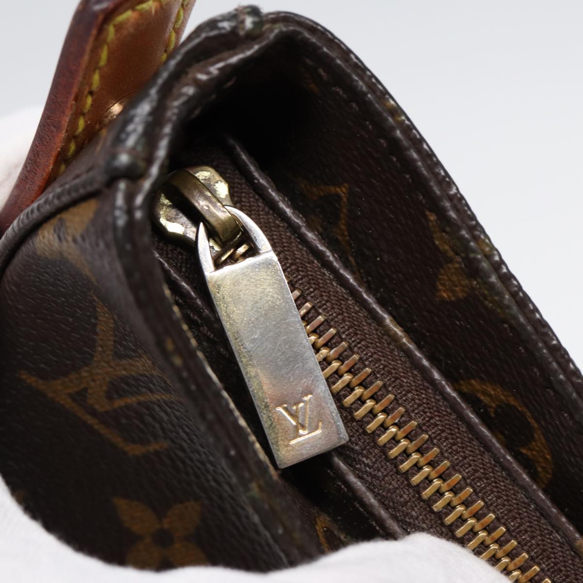 LOUIS VUITTON Monogram Looping GM Shoulder Bag M51145 LV 84522