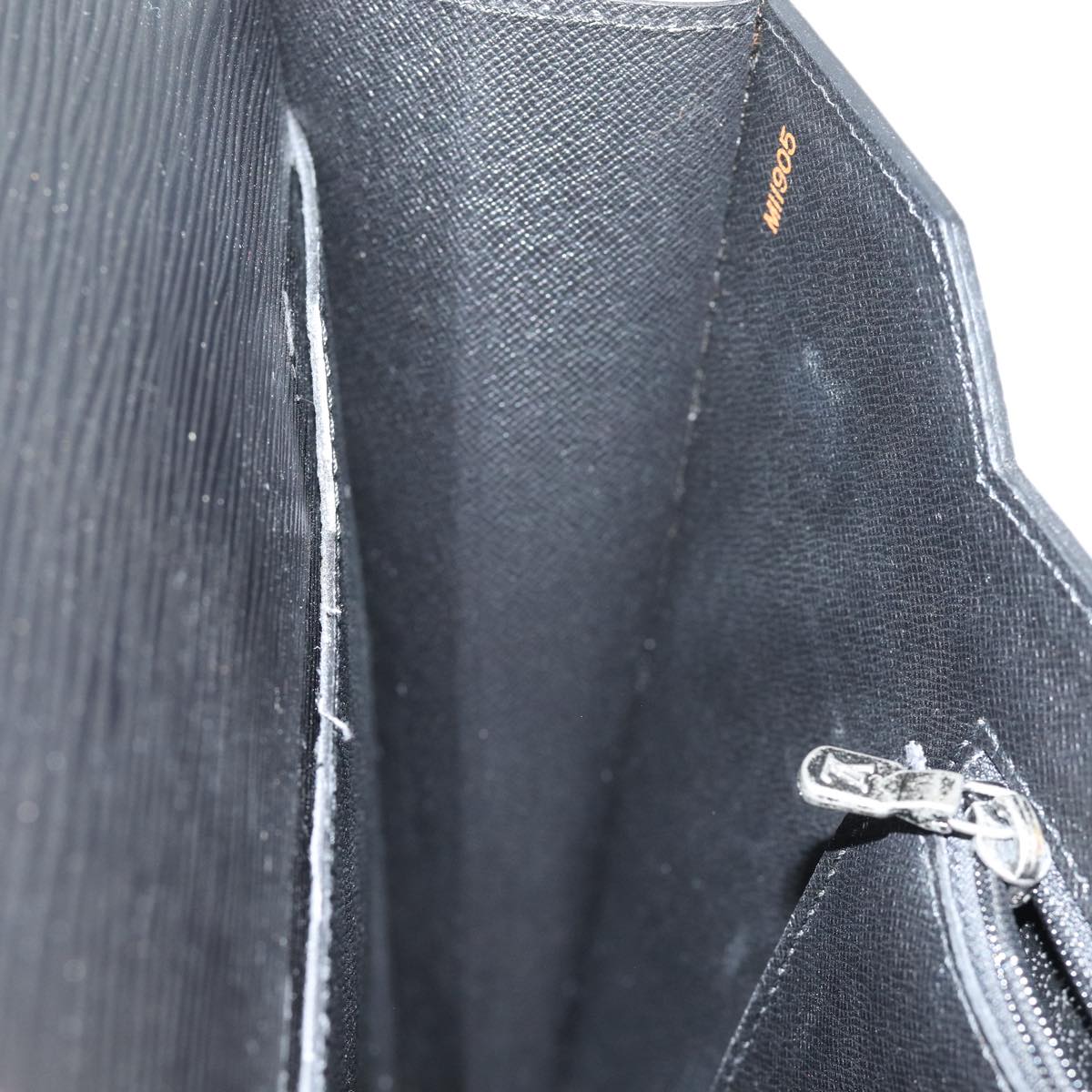 LOUIS VUITTON Epi Porte Documents Bandouliere Black M54462 LV 84523