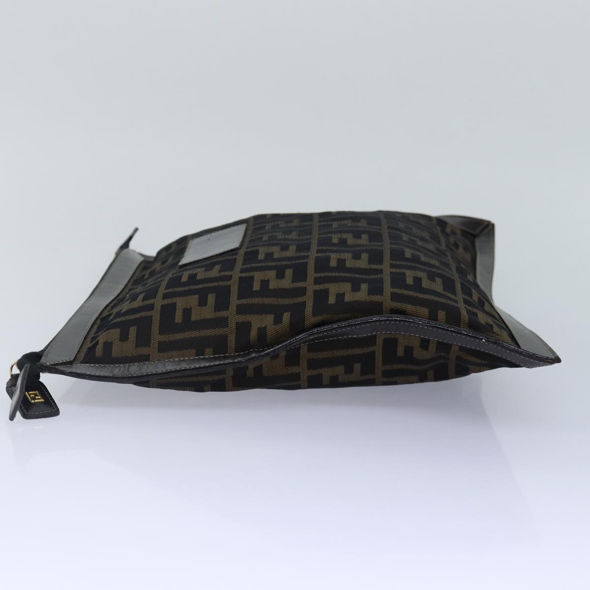 Luxury Fendi Zucca Canvas Clutch Bag Brown Black gold84616