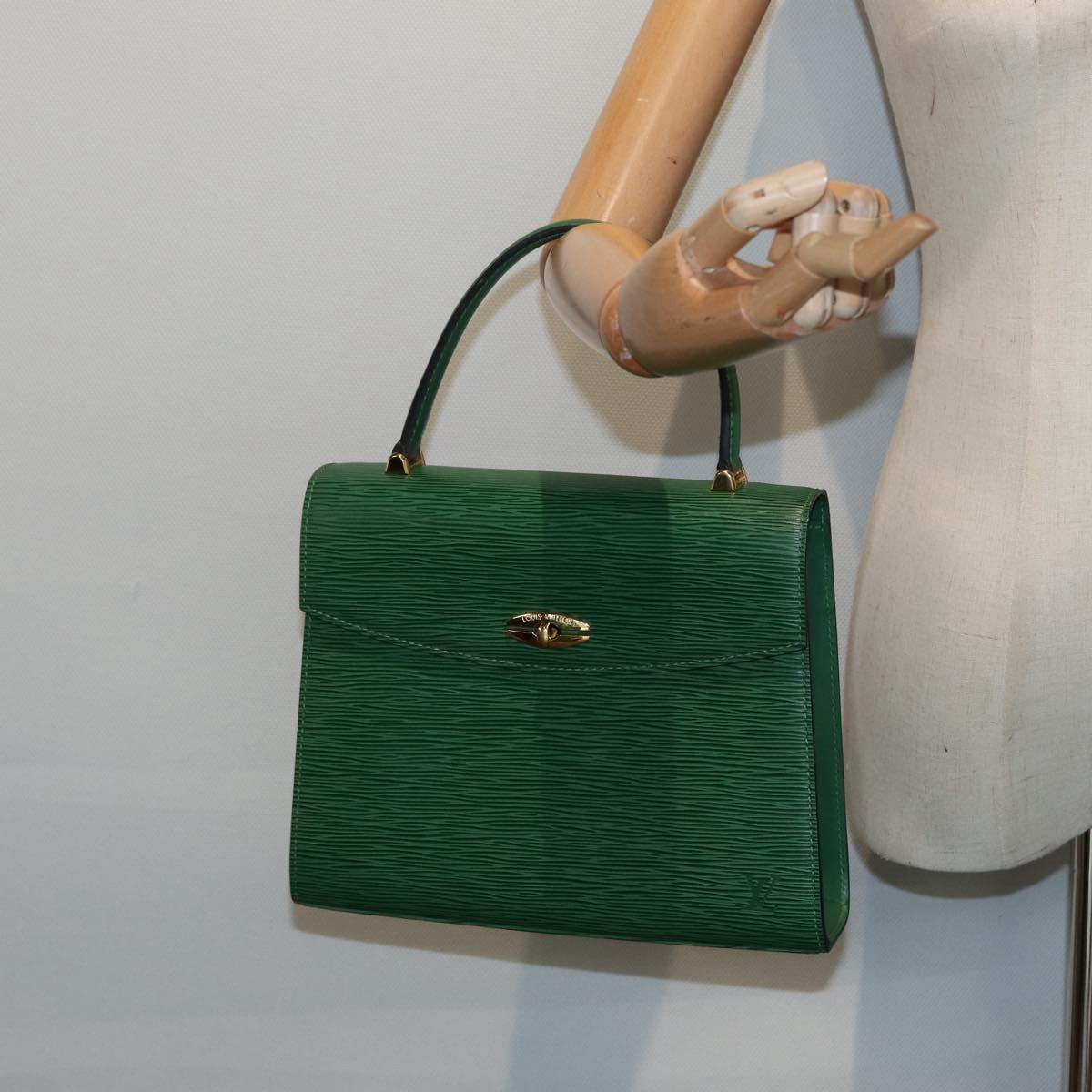 LOUIS VUITTON Epi Malesherbes Hand Bag Green M52374 LV 84626