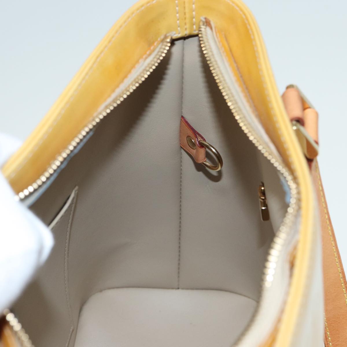 LOUIS VUITTON Monogram Vernis Houston Hand Bag Beige M91004 LV 84737